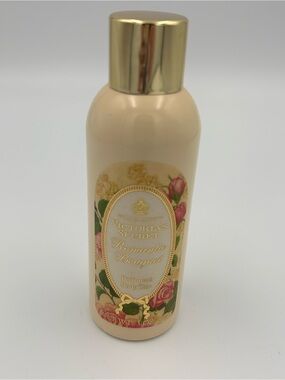 Victoria’s Secret Romantic Bouquet Body Talc